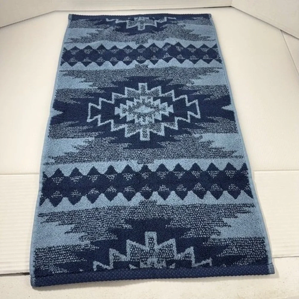 Wrangler 2 Bath Towels Set, NWT Blue Aztec Country Western